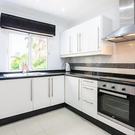 Playa De Fanabe Sleeps 8 With Pool And Wifi 빌라 *