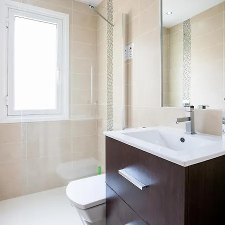 Playa De Fanabe Sleeps 8 With Pool And Wifi 빌라