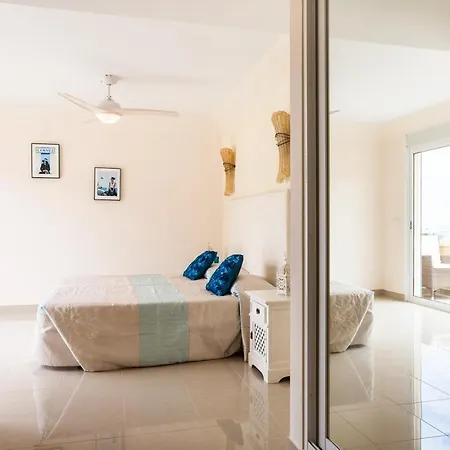 Playa De Fanabe Sleeps 8 With Pool And Wifi * Costa Adeje (Tenerife)