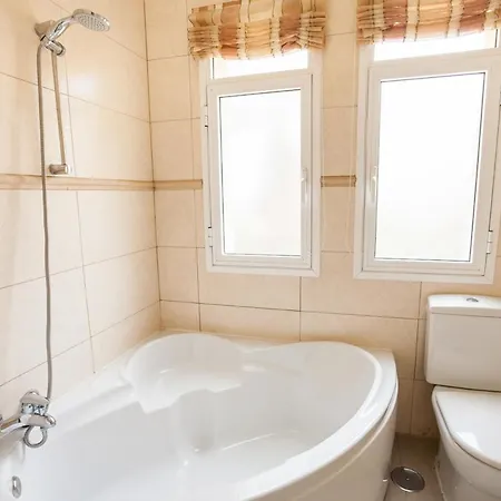 Playa De Fanabe Sleeps 8 With Pool And Wifi